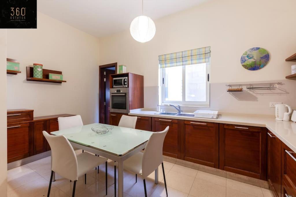 Beautiful, Typical Maltese 4Br Home With Roof Top By 360 Estates Слима Екстериор снимка